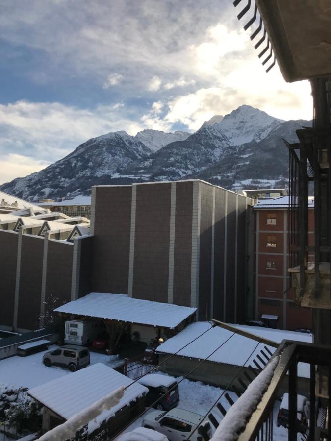 Appartamento Incantevole Aosta Eksteriør billede